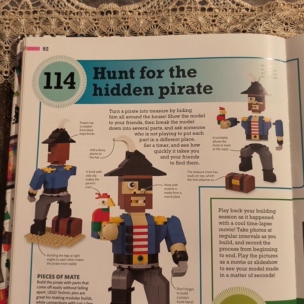 Lego Book 365 - Picture 3 of 5